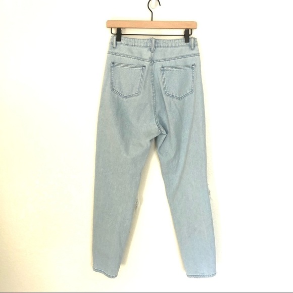 Misguided Riot Distressed High Rise Mom Jean Light Wash 4 - Picture 5 of 6